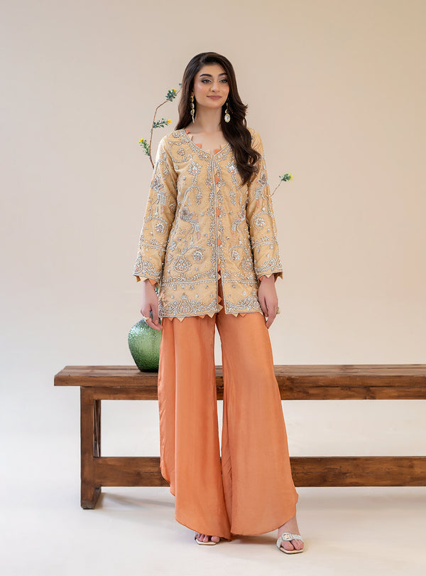 Golden Peach Radiance
