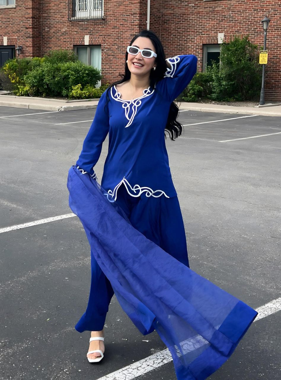 Blue Cutworked Farshi